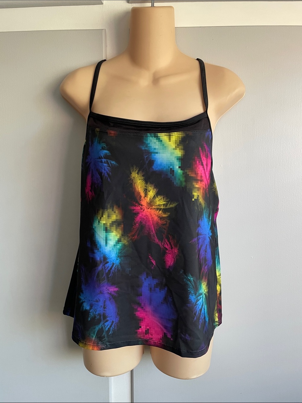 Speedo Black Swim Tankini with Neon Palm Print Size XL